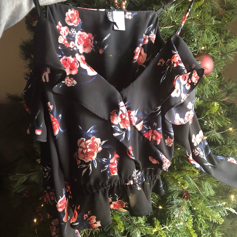 H&M Cropped Blouse - Picture 2 of 2